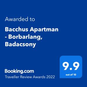 包道乔尼托毛伊Bacchus Apartman - Borbarlang, Badacsony的给baggius公寓的短信的手机的截图