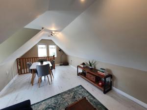 拉科克Beautiful 2 bedroom guest house with private pool in Lacock, Wiltshire的相册照片