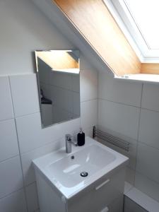 Gemütliche Apartments in der Heide的一间浴室