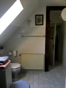 Privatzimmer Alte Schule的一间浴室