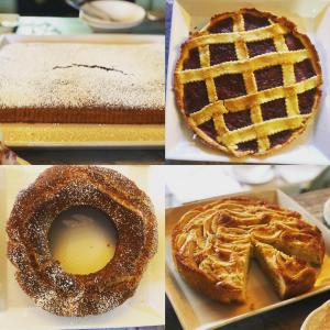 菲耶索莱B&B Le Cannelle FIESOLE的四张不同种类的蛋糕和糕点的照片