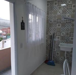 Residencial Recanto Genebra - Campos do Jordão的一间浴室