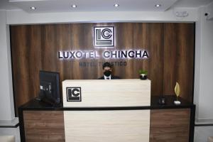 Hotel Luxotel Chincha大厅或接待区