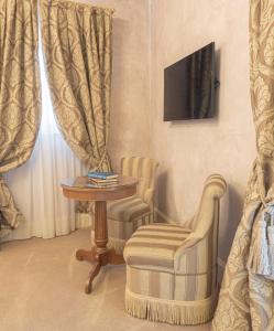 Hotel Villa Barbarich Venice Mestre的休息区