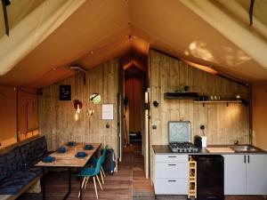 韦斯特卡佩勒Glamped - Luxe camping的相册照片