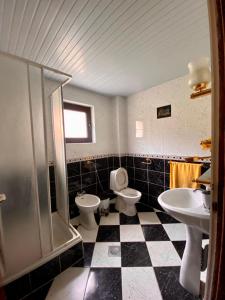 Villa Koceski的一间浴室