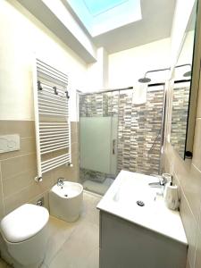 Lugaro Guest House的一间浴室