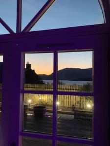 格伦科Little Fox Lodge Hideaway Glencoe - 5 Star with Hot Tub overlooking Loch Linnhe的相册照片