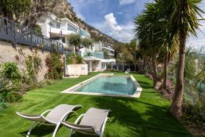 Mont des Olives - Cap D'ail- app7内部或周边的泳池