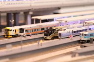 笛吹市铁之家铁道旅馆的玩具火车车厢的模型