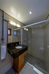Hotel Britanico Express的一间浴室