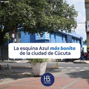 库库塔Hotel Blu Cúcuta的读到乌云的黑瓜亚尼夸多的标志