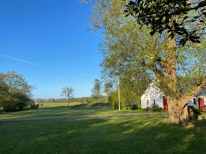 莱斯Landlig idyl på Dommergården Bed and Coffee的相册照片