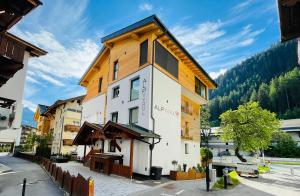 圣安东阿尔贝格Quality Hosts Arlberg - ALPtyrol Appartements的相册照片