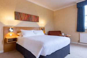 Avisford Park Hotel客房内的一张或多张床位