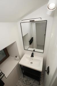 Premium Apartments Villa Ula,Free Private PARKING的一间浴室