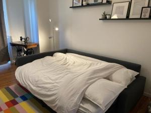 蒙贝利亚尔Appartement avec place de parking et box vélos的相册照片