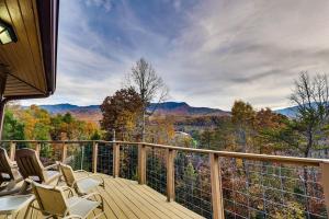 Hawks View Gatlinburg Mountain Cabin