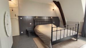 BrionChâteau La Mothaye - self catering apartments with pool in the Loire Valley的相册照片