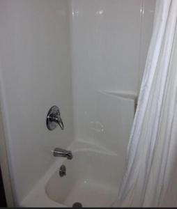 卡里卡酒店的一间浴室