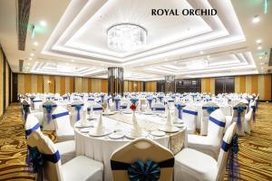 Grand Sylhet Hotel & Resort餐厅或其他用餐的地方