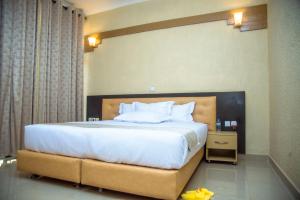 基加利QUALITY INN HOTEL Kigali的相册照片
