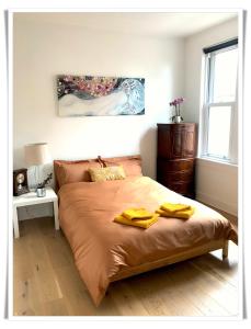 Spacious and modern 2 bedroom flat near the City Centre平面图