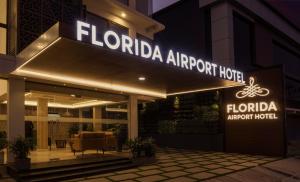 尼杜巴塞莱Florida Airport Hotel Kochi的相册照片