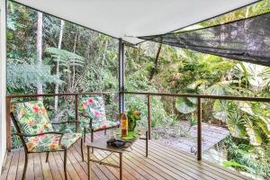 Villa Vihara Rainforest Penthouse外面的花园