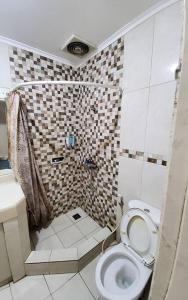 Kondominium Menara Kelapa Gading的一间浴室