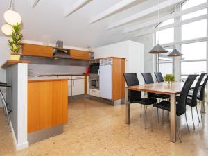 Apartment Glesborg LXXXVIII的厨房或小厨房