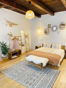 Slow Living Cottage, Dobolii de Sus客房内的一张或多张床位