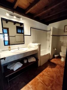 Hotel Casona D'Alevia的一间浴室