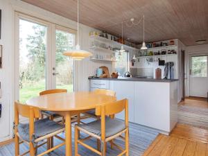 TjørneholmHoliday home Sjællands Odde XI的相册照片