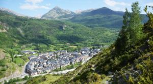 San Marsial Benasque Apartamentos y Hotel鸟瞰图