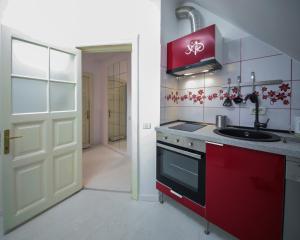 Comfort & Style - KISELEFF - ARCUL DE TRIUMF -的厨房或小厨房