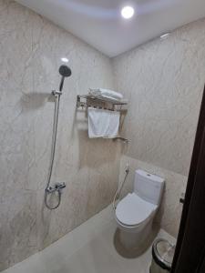 Hotel Trí Lê的一间浴室