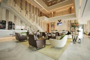 VIP Hotel Doha Qatar餐厅或其他用餐的地方