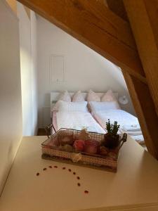 Ferienwohnung Burg Murten客房内的一张或多张床位
