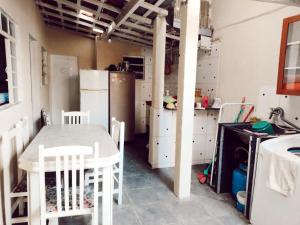 圣若泽杜斯坎普斯Hostel Dona Lucia的相册照片