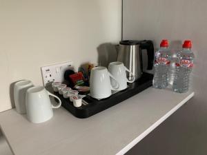 Madelines Accommodation的咖啡和沏茶工具