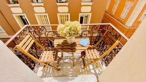 蒙特卡罗Newly Renovated Apartment with Balcony, AC, Fiber internet的相册照片