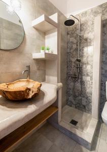 Dorkas Luxury Rooms&Apartments的一间浴室