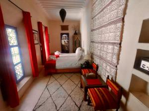 马拉喀什里亚德查梅陇摩洛哥传统庭院住宅旅馆的相册照片