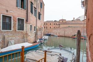 威尼斯Venice Campo del Ghetto Novo - Lovely apartment with canal view的相册照片