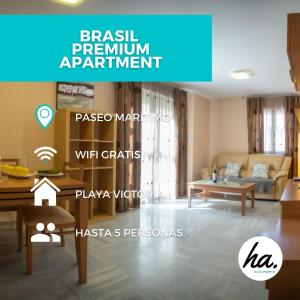 加的斯Brasil Playa Ha Apartment的客厅配有沙发和桌子