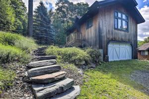 CambridgeAiry and Bright Hideaway Near Smugglers Notch!的相册照片