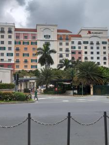 马尼拉Sarasota Residential Resort cluster 4 Unit 6C & 6L by Manny Newport Blvd, across NAIA T3 & near Resorts World Manila, Pasay City的相册照片