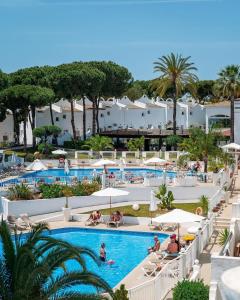 Casa Hibiscus Marbella内部或周边泳池景观