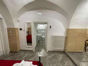 B&B DAMAPAGA Palazzo GRAPPA的一间浴室